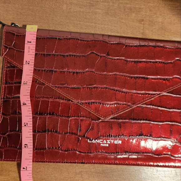 NWT Lancaster Exotic Croco Irisé CLUTCH AIR Rubis - Picture 8 of 8